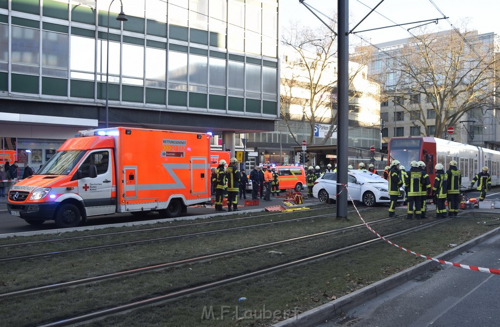 VU PKW Strab Koeln Mitte Pipinenstr Hohestr P028.JPG - Miklos Laubert